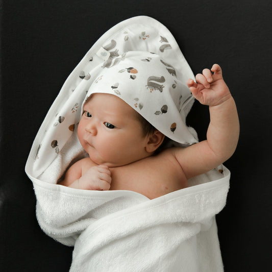 Bamboo hooded towel - Squirrels