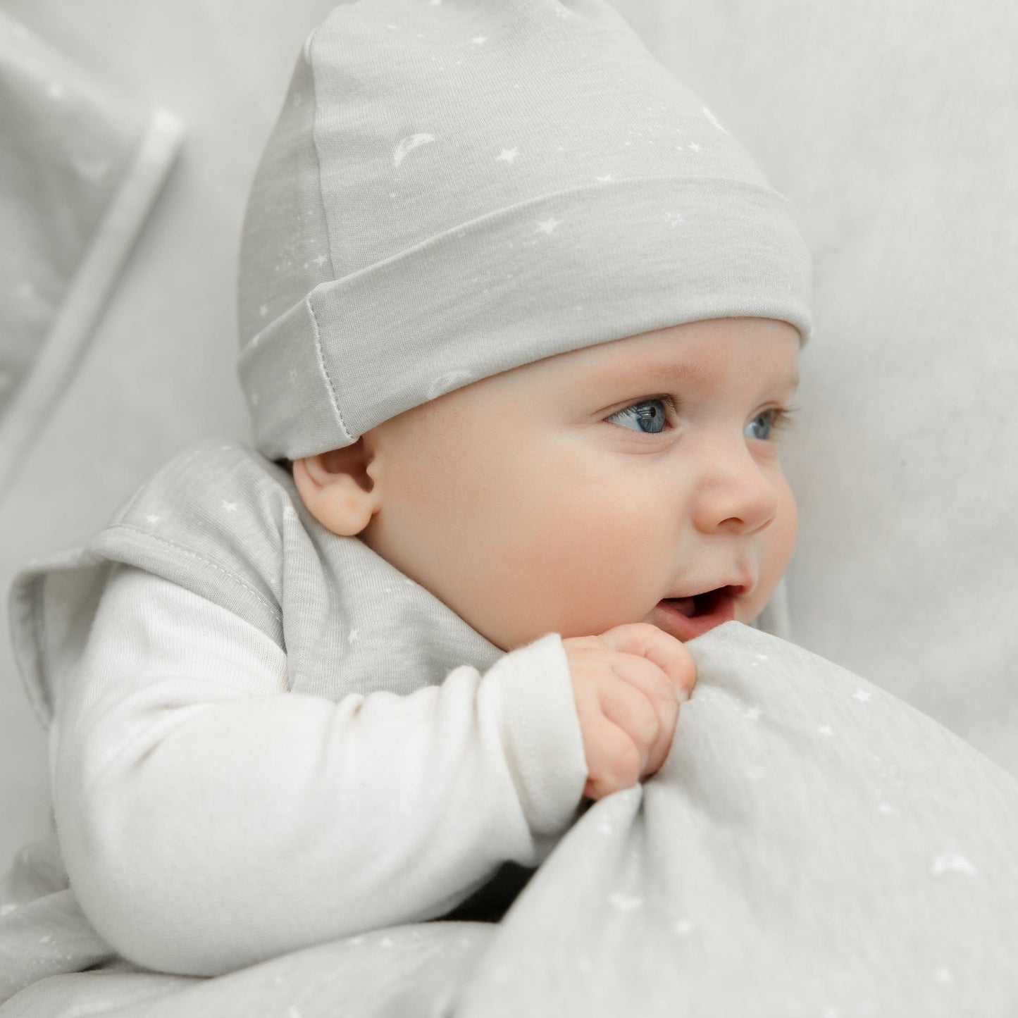 Bonnet pour bébé en bambou - Lune