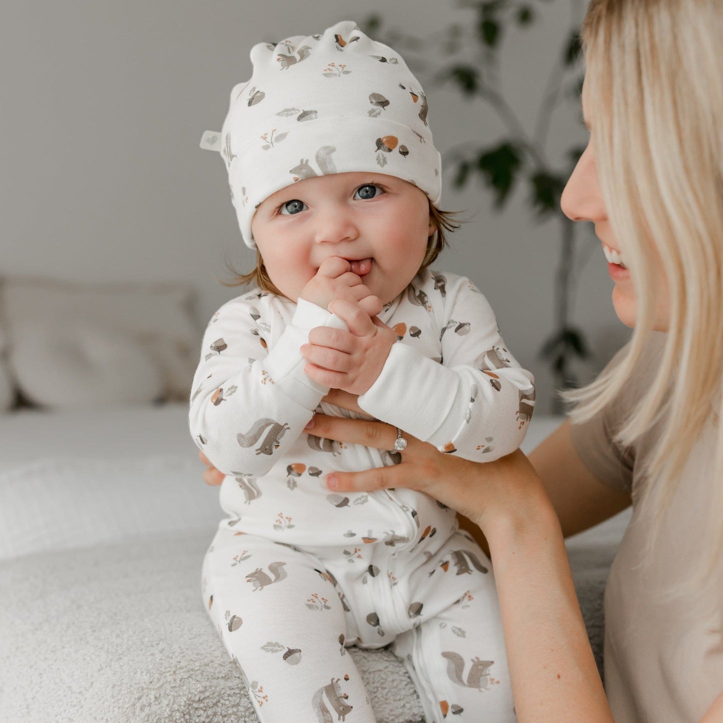 Bonnet pour bébé en bambou - Écureuil