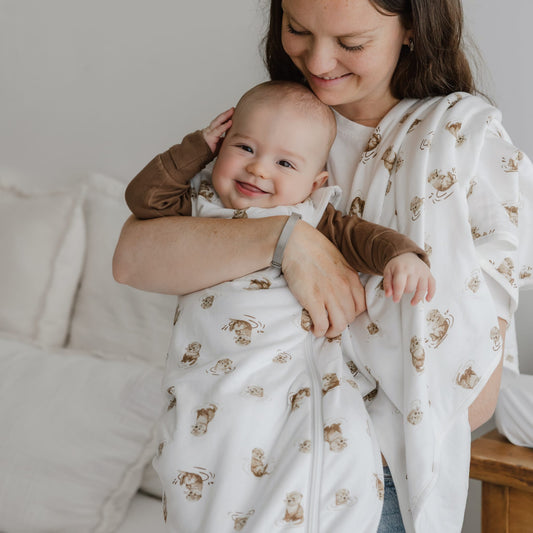 Quilted bamboo sleep sack - Otters (1.0 tog)