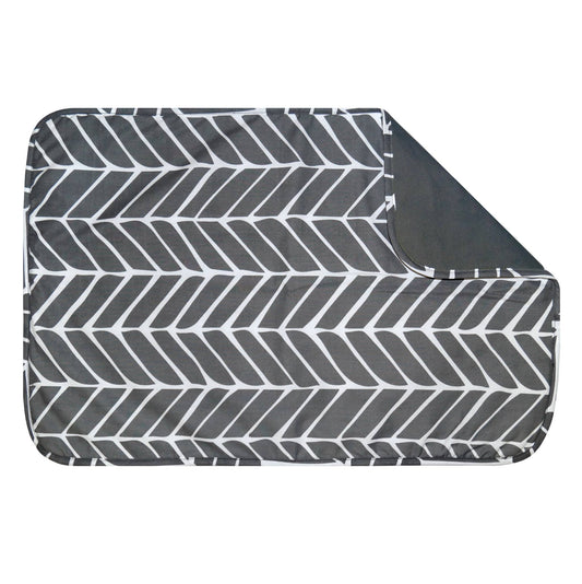 Waterproof changing pad - Chevron (no packaging)