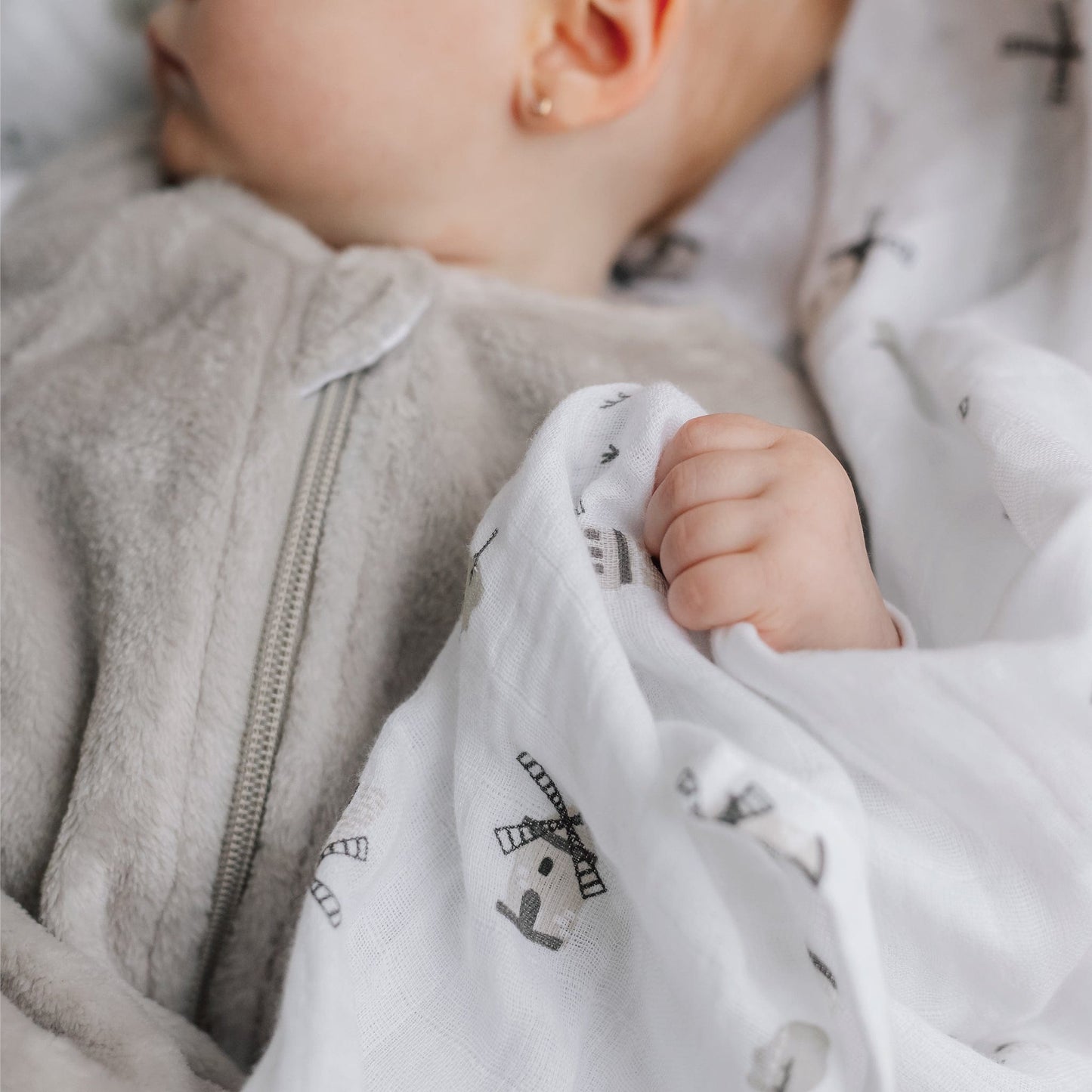 Cotton muslin swaddle - Mills