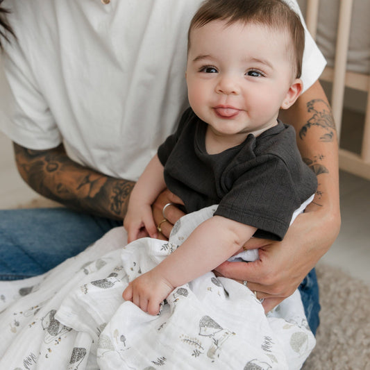 Cotton muslin swaddle - Hedgehogs