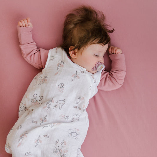 Cotton muslin sleep sack - Bunnies (0.7 tog)