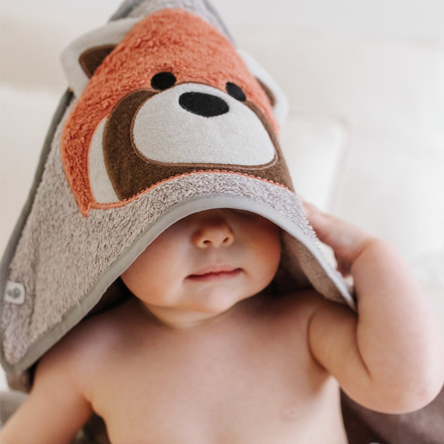 Serviette à capuchon pour bébé - Panda rouge