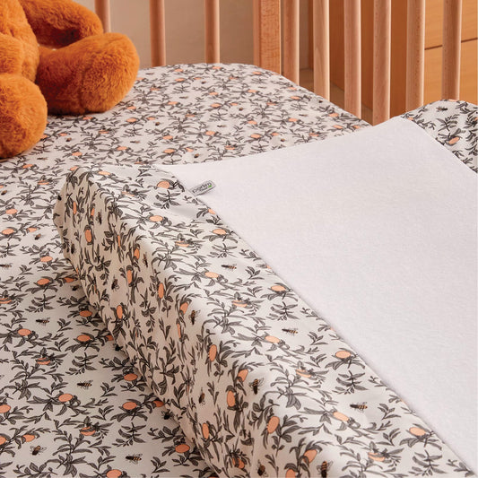 Change pad cover & fitted sheet set - Bees