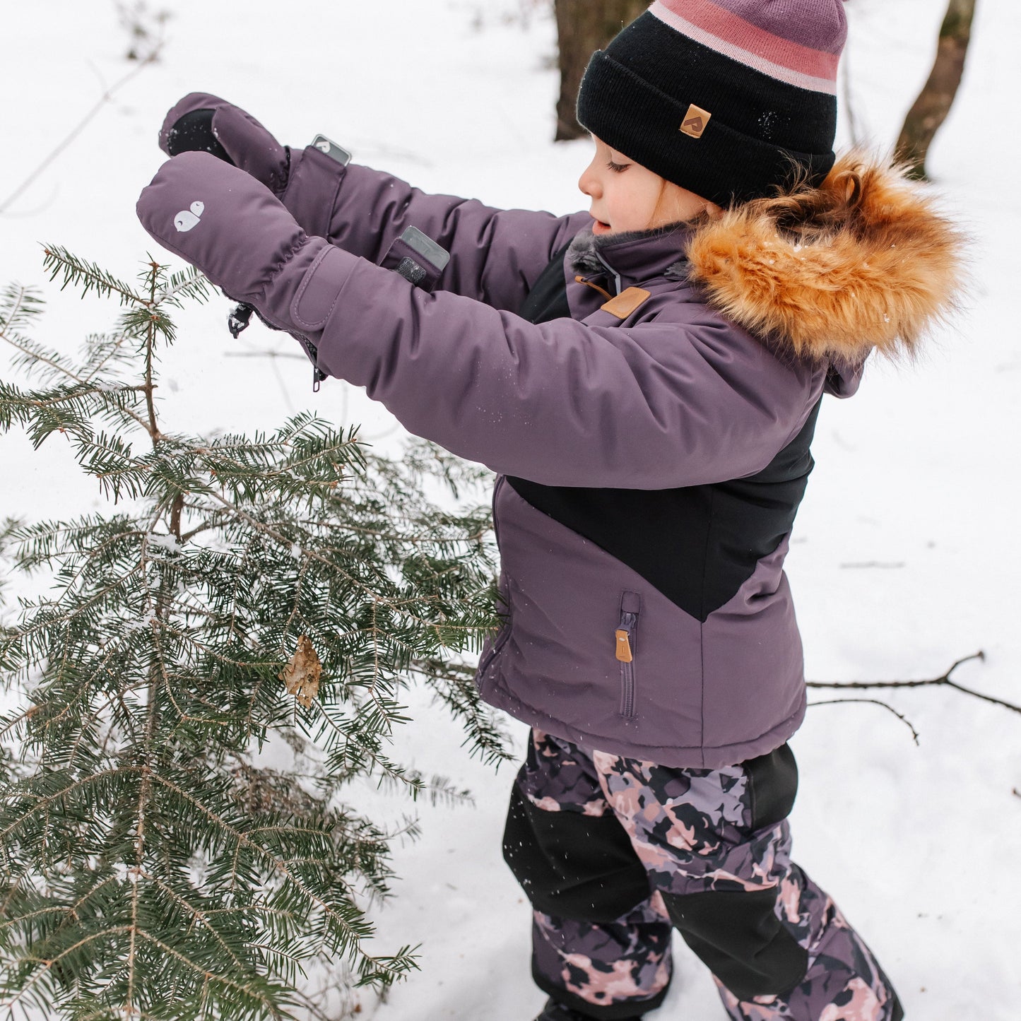 Two piece kid snowsuit - Abstract