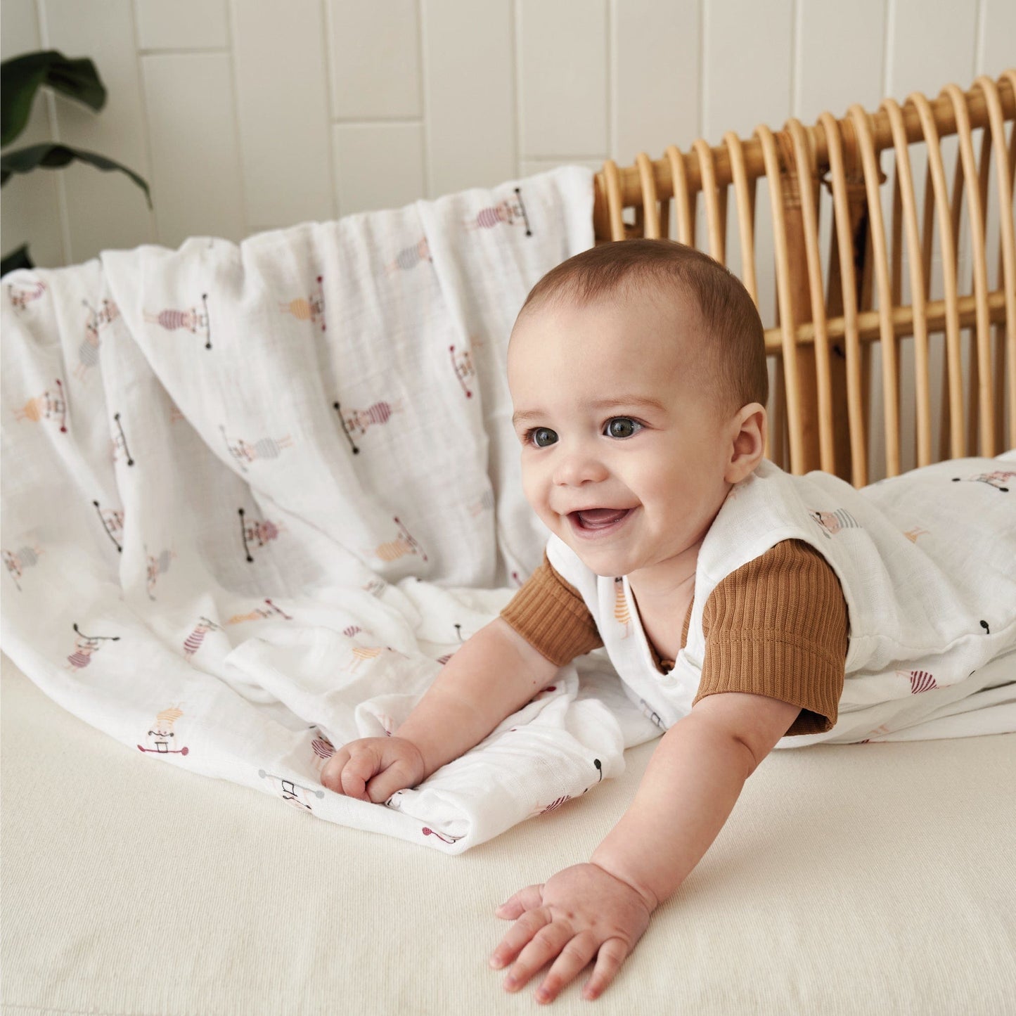 Cotton muslin swaddle - Circus | Partnership