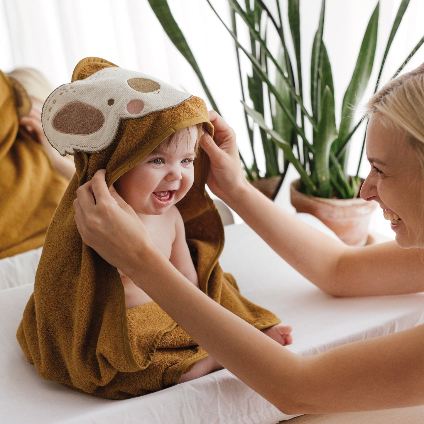 Serviette à capuchon pour bébé - Koalas