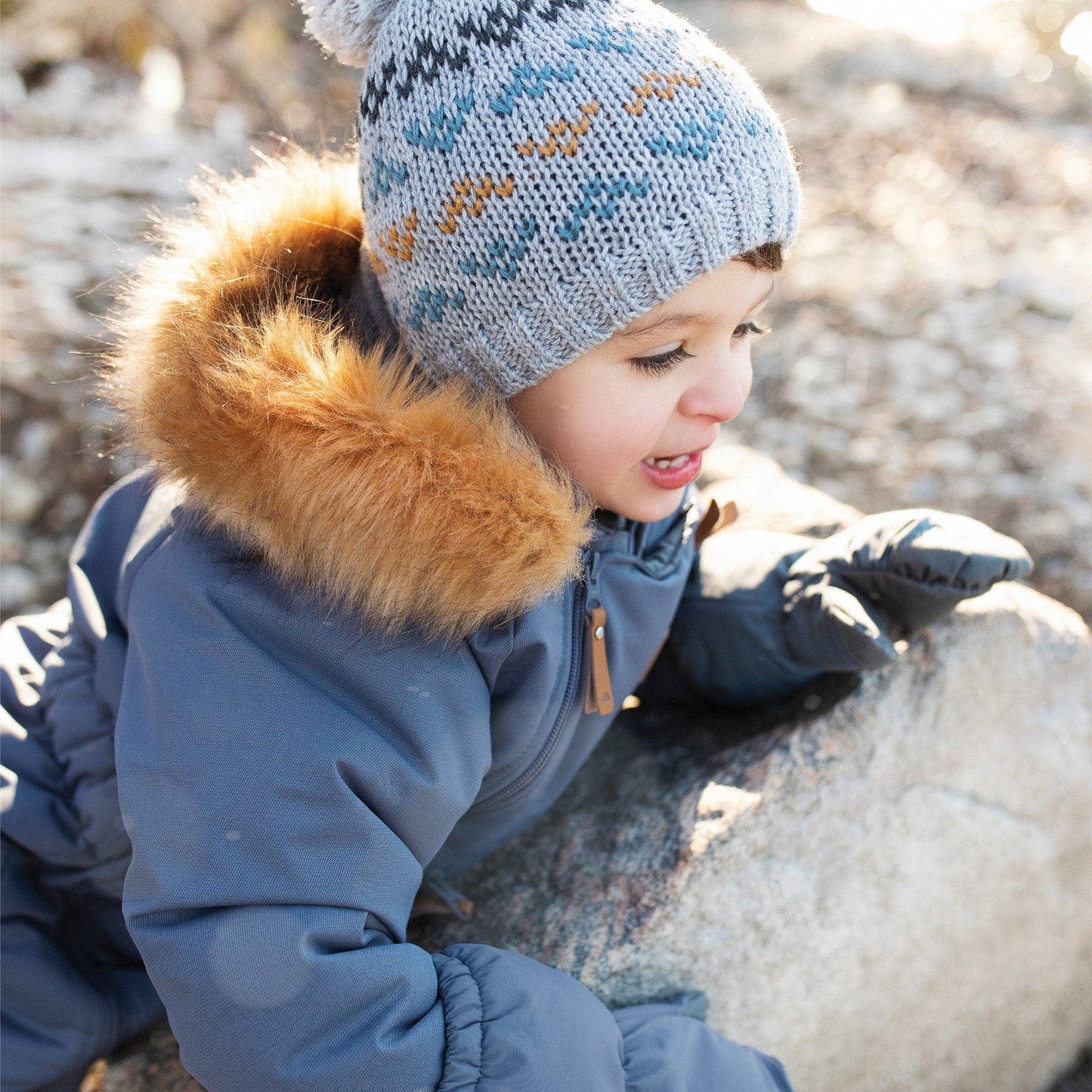 Acrylic hat with fleece lining - Light gray