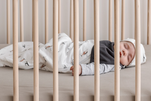 Essential Sleep Products for Your Little One: A Guide by Perlimpinpin