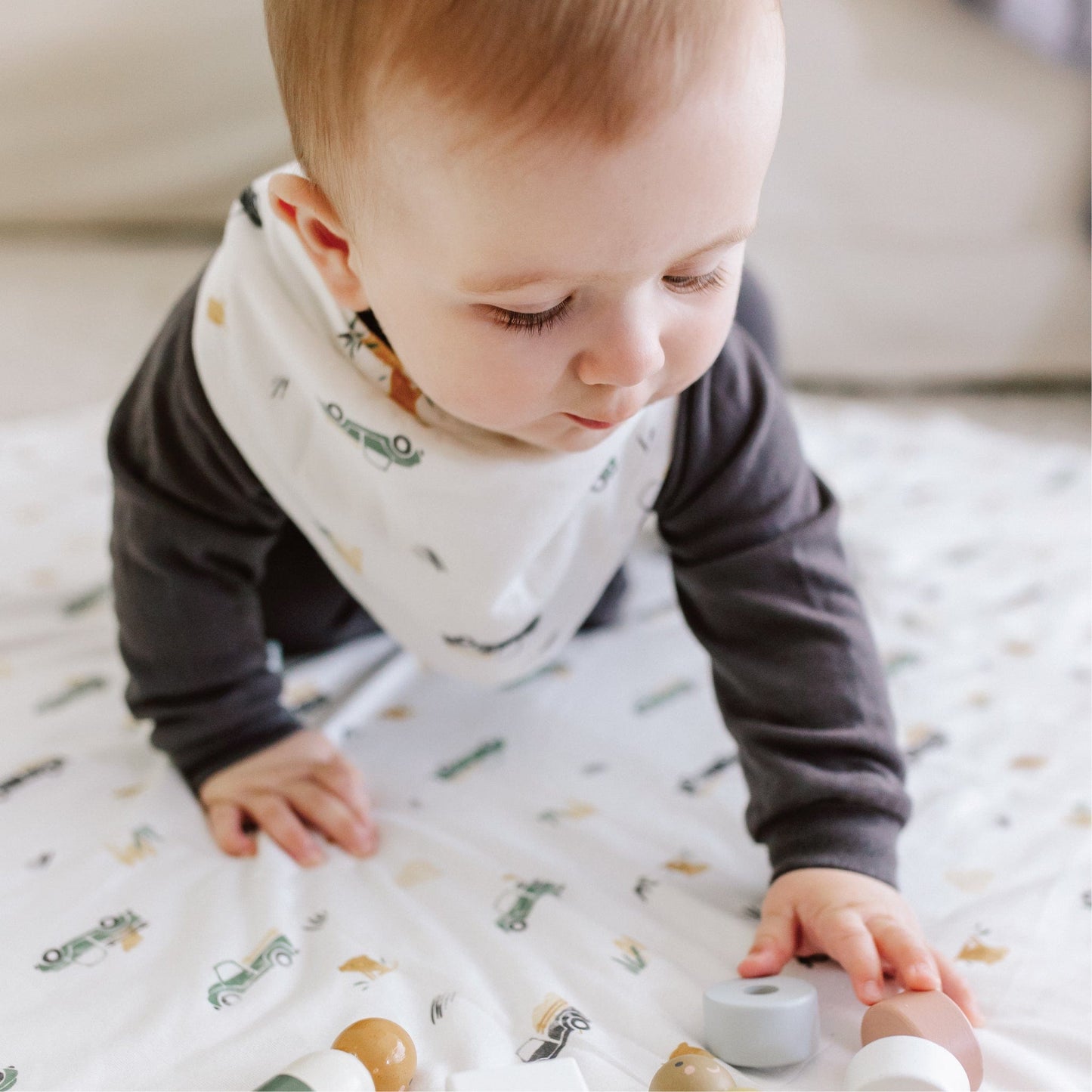 Bamboo bibs pack (3) - Pandas, Green & Prairies