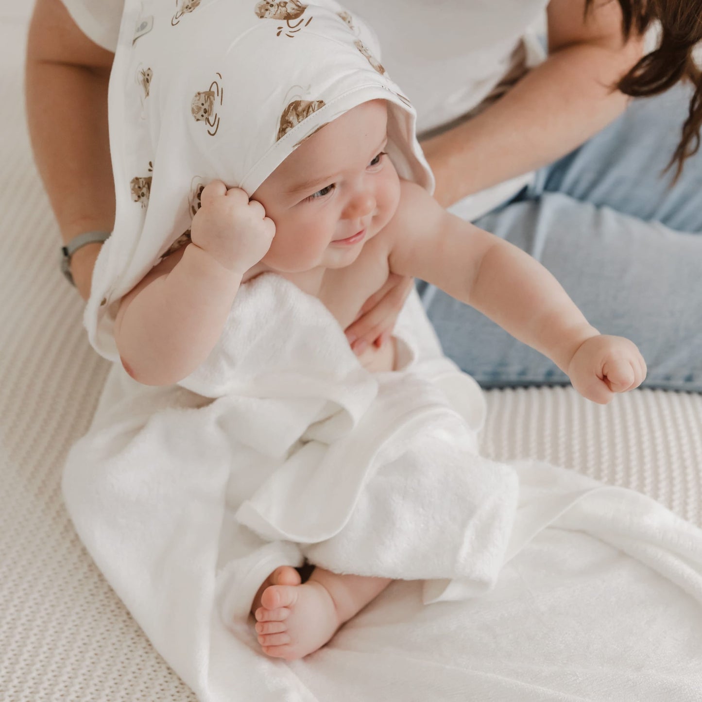 Bamboo hooded towel - Otters