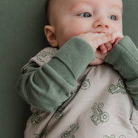Quilted bamboo sleep sack - Tractors (1.0 tog)