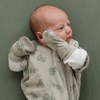 Bamboo scratch mittens - Tractors