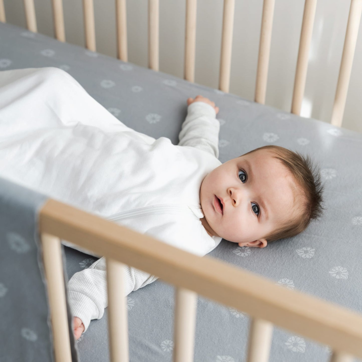 Flannel Crib Fitted Sheet - Lions