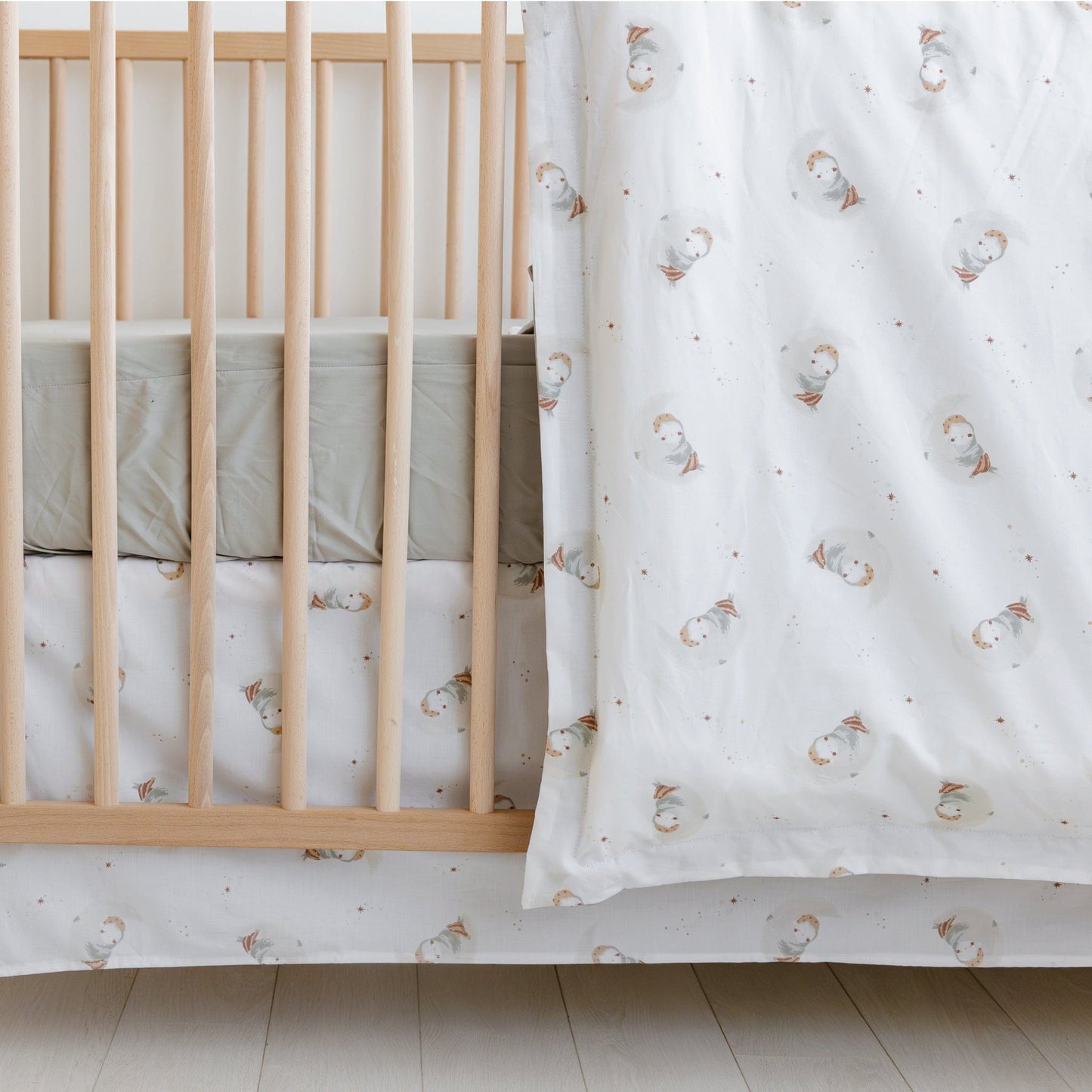 Crib bed skirt - Owls