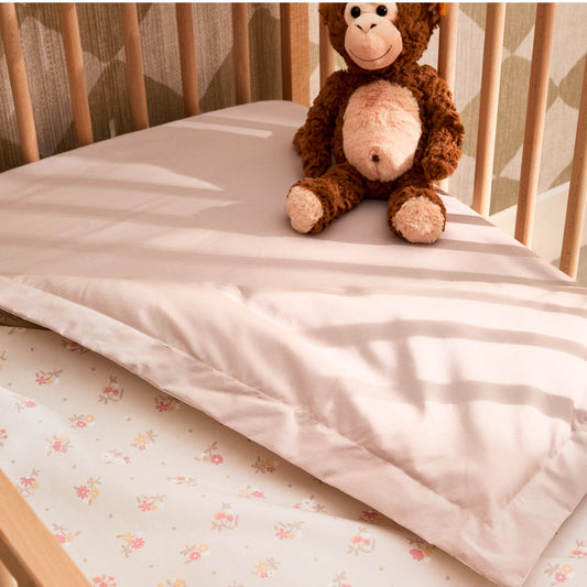4 pieces crib set - Flowers