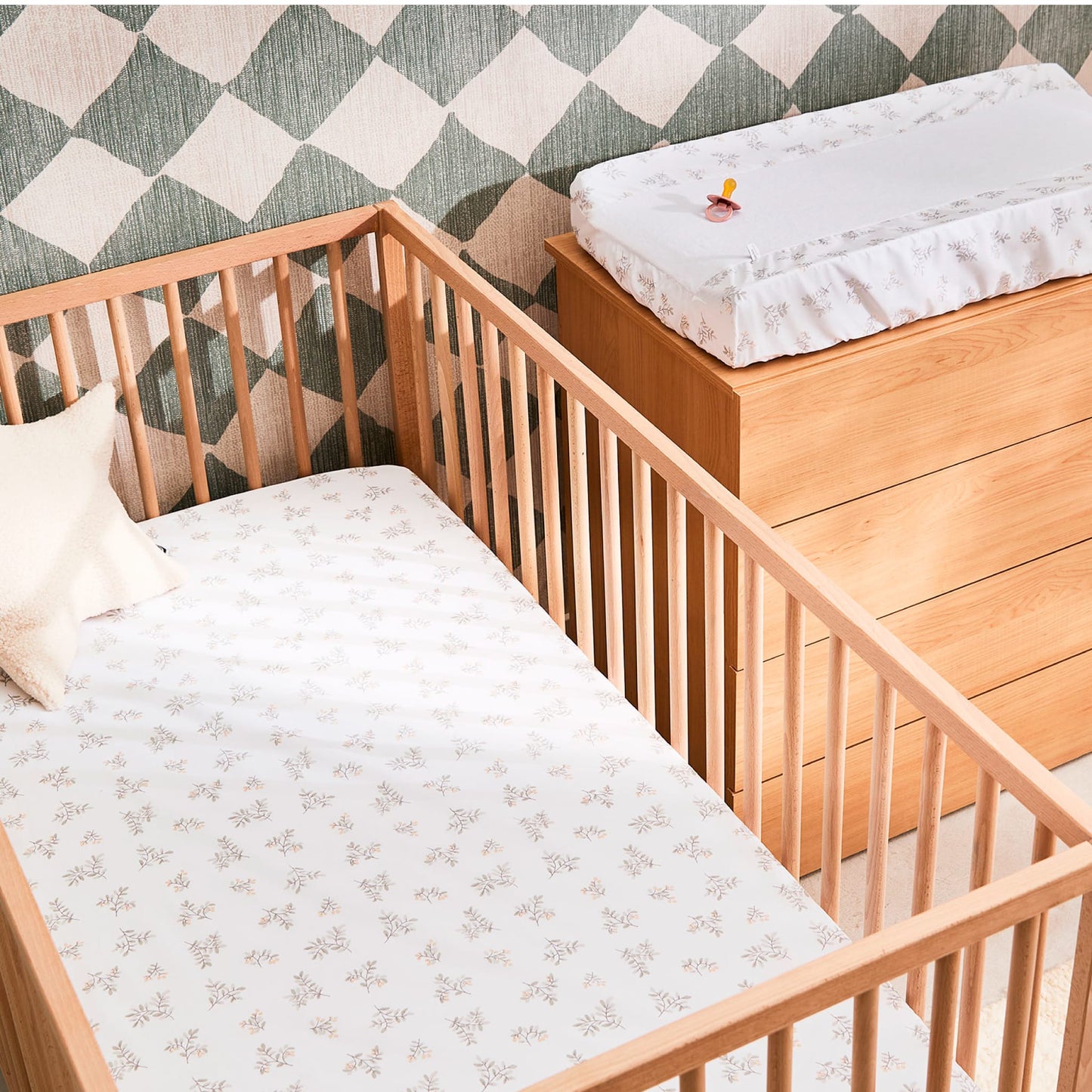 Change pad cover & fitted sheet set - Leaves