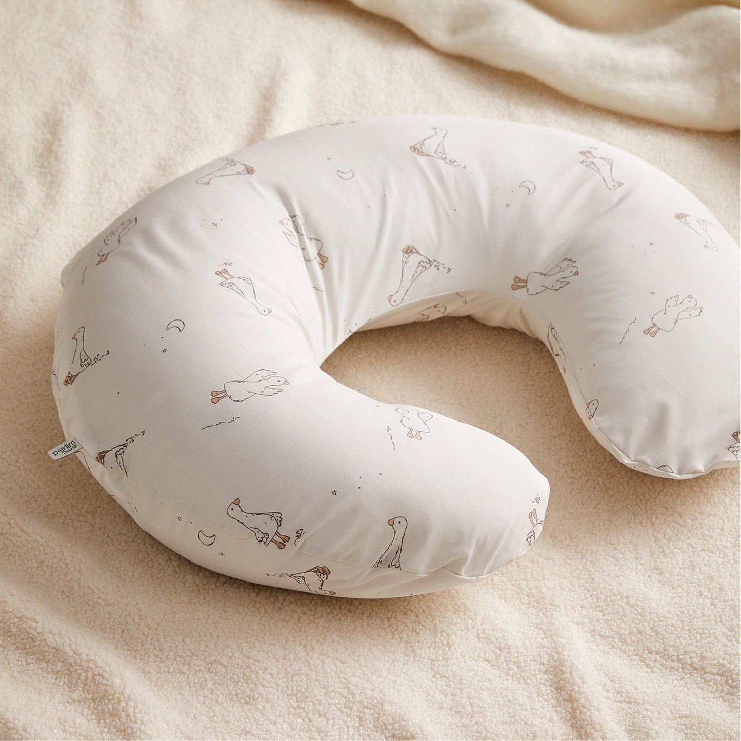 Nursing pillow - Goose