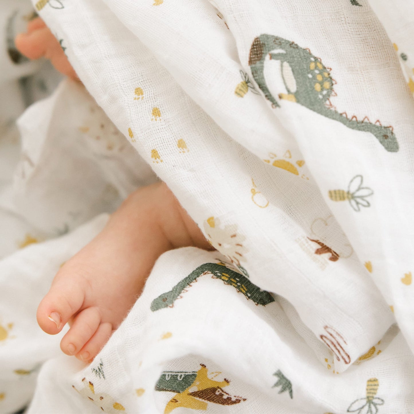 Cotton muslin swaddle - Prehistorical