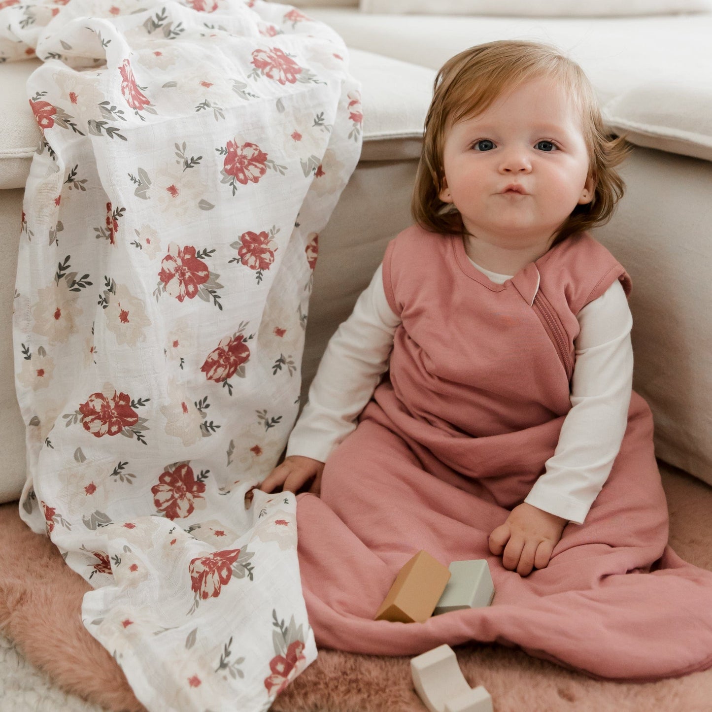 Cotton muslin swaddle - Roses