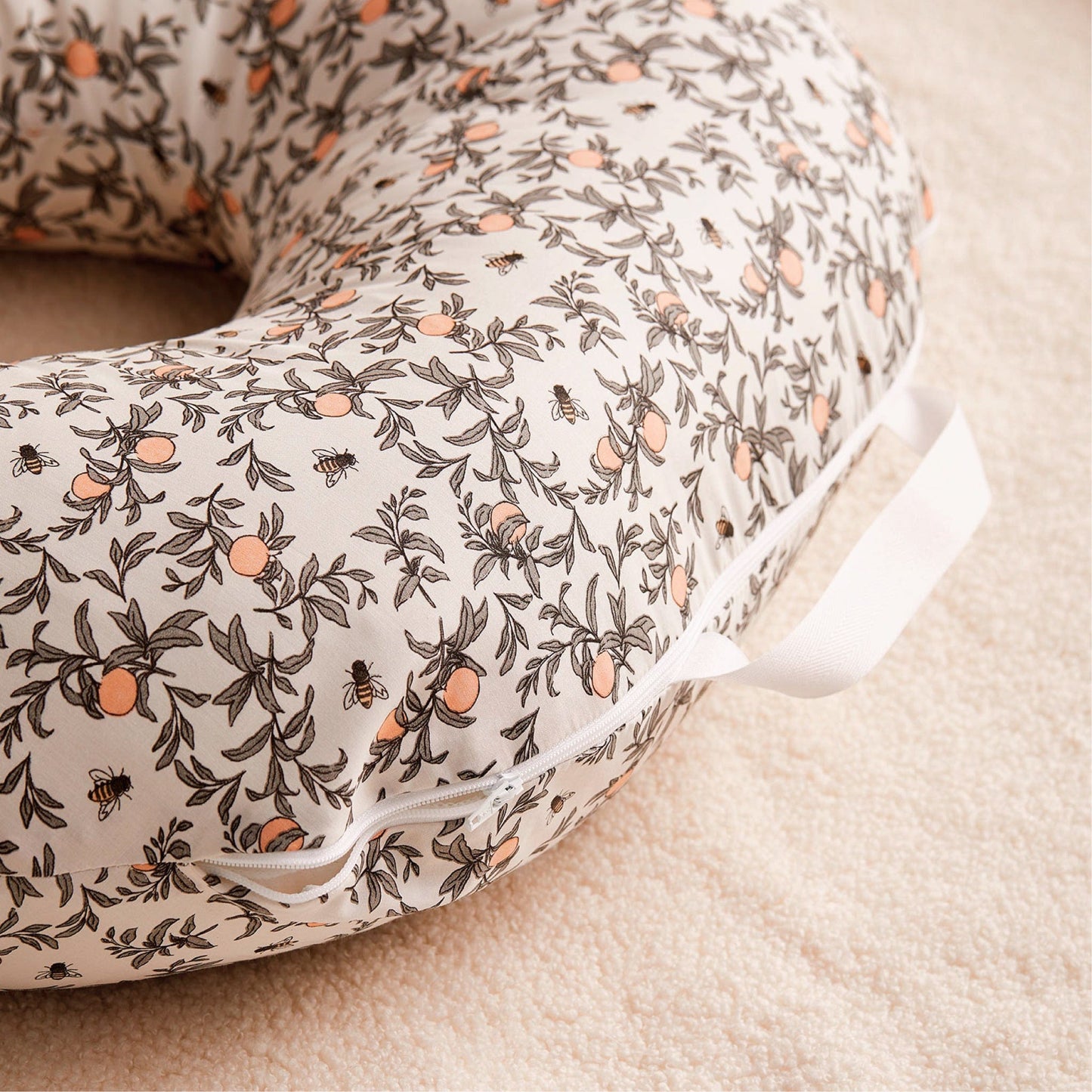 Nursing pillow - Honeybees by Solange Pilote