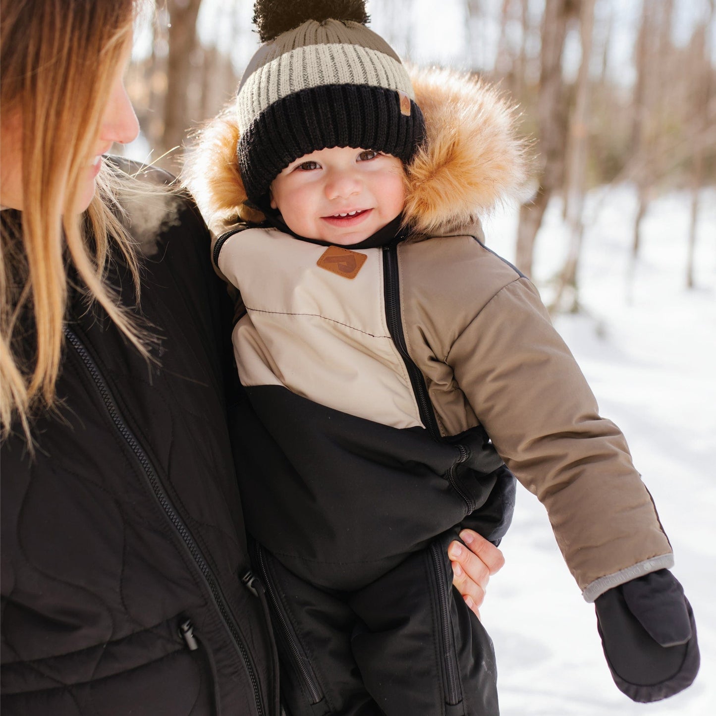 Tuque d'hiver avec pompon détachable et cordon - Kaki, Beige & Noir