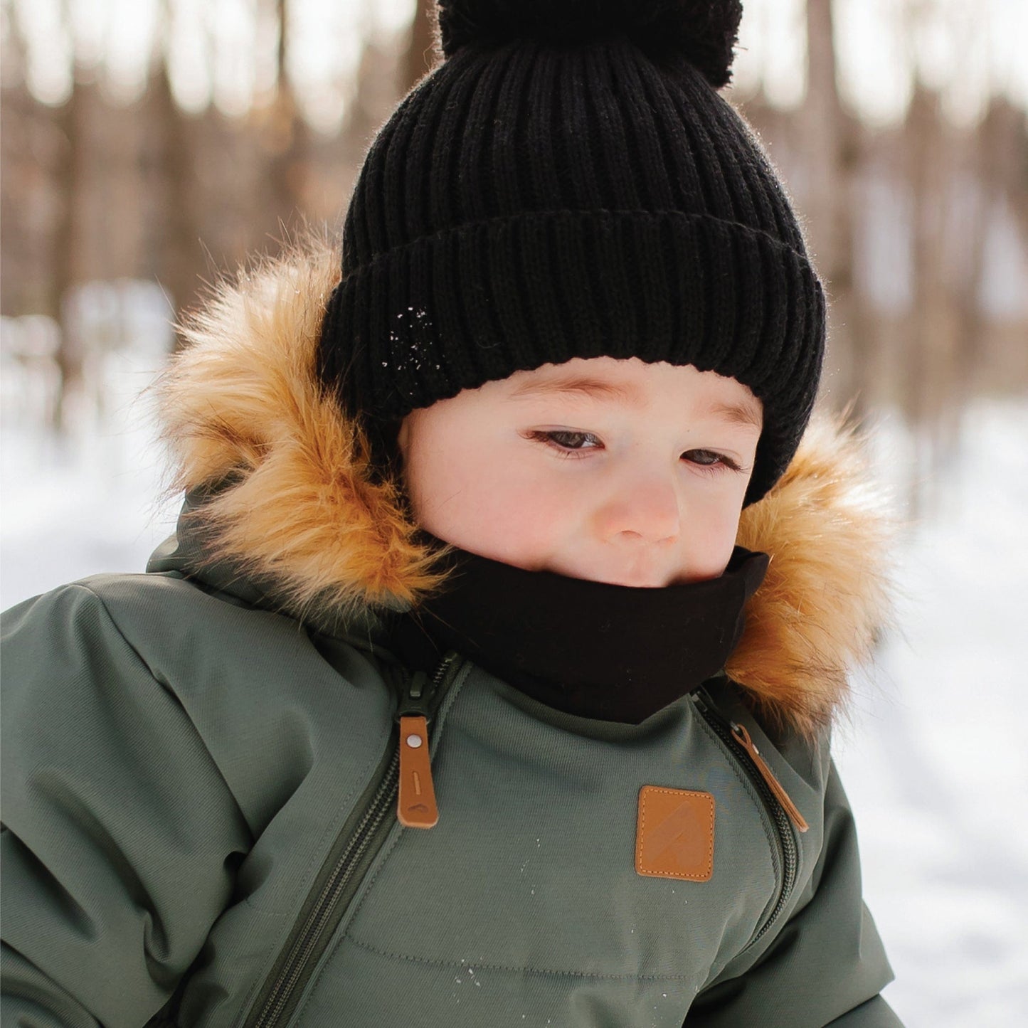 Acrylic hat with fleece lining - Black