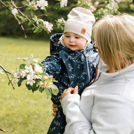 Mid-season bunting for baby - Leaves