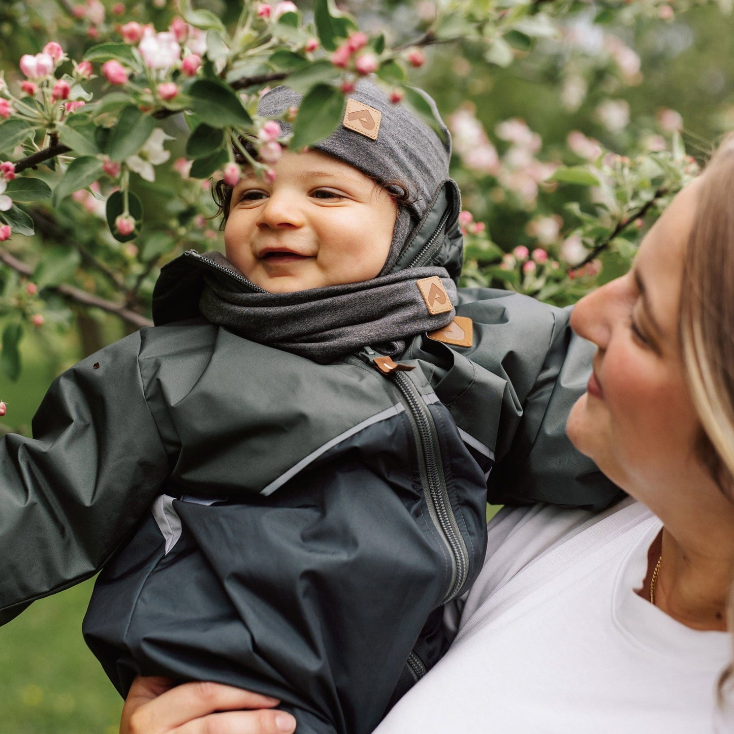 Mid-season bunting for baby - Army green, smoke & onyx