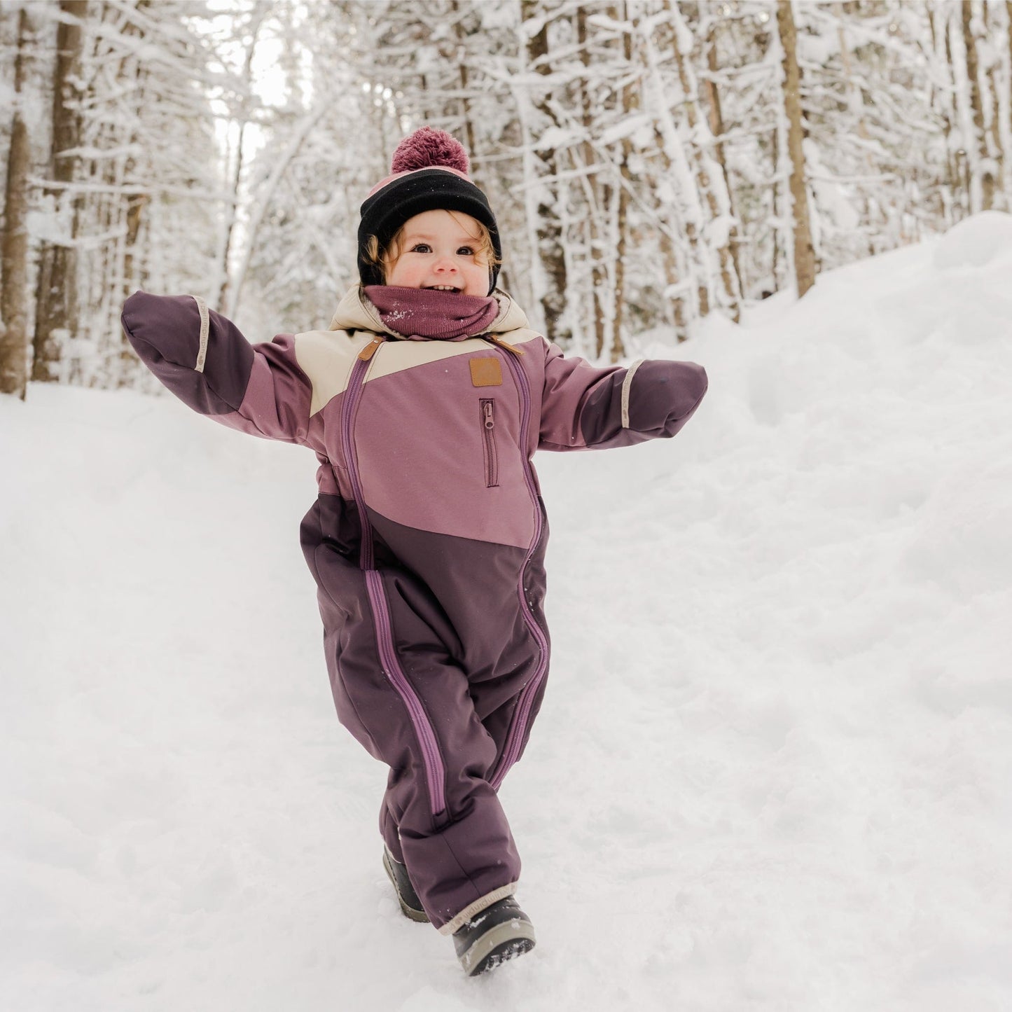 Habit de neige 1 pièce pour bébé - Prune, popino, & beige